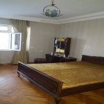 Kirayə (aylıq) 3 otaqlı Köhnə Tikili, Nizami metrosu, Yasamal rayonu 1