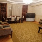 Kirayə (aylıq) 4 otaqlı Yeni Tikili, Nizami metrosu, Yasamal qəs., Yasamal rayonu 3