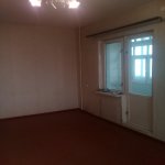 Satılır 2 otaqlı Köhnə Tikili, Azadlıq metrosu, 8-ci mikrorayon, Binəqədi rayonu 1