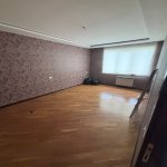 Kirayə (aylıq) 3 otaqlı Köhnə Tikili, Azadlıq metrosu, 7-ci mikrorayon, Binəqədi rayonu 1