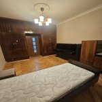 Kirayə (aylıq) 4 otaqlı Köhnə Tikili, Azadlıq metrosu, 7-ci mikrorayon, Binəqədi rayonu 7