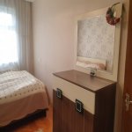 Satılır 3 otaqlı Köhnə Tikili, Xalqlar dostluğu metrosu, 8-ci kilometr, Nizami rayonu 1