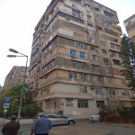 Satılır 2 otaqlı Köhnə Tikili, Azadlıq metrosu, 8-ci mikrorayon, Ayna Sultanova heykəli, Binəqədi rayonu 1