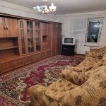 Kirayə (aylıq) 3 otaqlı Köhnə Tikili, Əhmədli metrosu, Əhmədli, Xətai rayonu 1