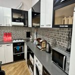 Kirayə (aylıq) 3 otaqlı Yeni Tikili, Qara Qarayev metrosu, Nizami rayonu 12