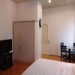 Kirayə (aylıq) 4 otaqlı Köhnə Tikili, Sahil metrosu, Səbail rayonu 15