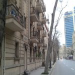 Kirayə (aylıq) 3 otaqlı Köhnə Tikili, Sahil metrosu, Səbail rayonu 1