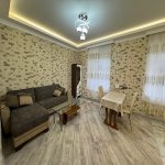 Kirayə (aylıq) 2 otaqlı Həyət evi/villa, İnşaatçılar metrosu, Yasamal rayonu 2
