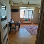 Kirayə (aylıq) 3 otaqlı Yeni Tikili, Həzi Aslanov metrosu, H.Aslanov qəs., Xətai rayonu 8