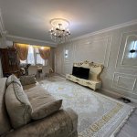 Посуточно 2 комнатная Новостройка, м. Ази Асланова метро, Хетаи район 1