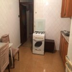 Kirayə (aylıq) 4 otaqlı Köhnə Tikili, Azadlıq metrosu, 7-ci mikrorayon, Binəqədi rayonu 7