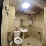 Kirayə (aylıq) 3 otaqlı Köhnə Tikili, Neftçilər metrosu, 8-ci kilometr, Nizami rayonu 8