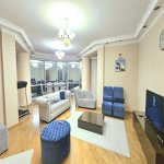 Kirayə (günlük) 4 otaqlı Yeni Tikili, 28 May metrosu, 28 Mall, Səbail rayonu 2
