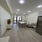 Kirayə (aylıq) 3 otaqlı Yeni Tikili, Həzi Aslanov metrosu, H.Aslanov qəs., Xətai rayonu 8