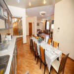 Satılır 8 otaqlı Həyət evi/villa, Badamdar qəs., Səbail rayonu 24