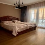 Satılır 4 otaqlı Köhnə Tikili, Badamdar qəs., Səbail rayonu 4