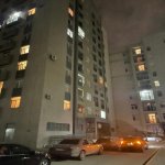 Kirayə (aylıq) 3 otaqlı Yeni Tikili, İnşaatçılar metrosu, Yasamal rayonu 2