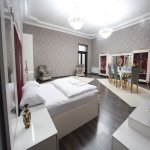 Satılır 14 otaqlı Həyət evi/villa, Badamdar qəs., Səbail rayonu 28