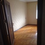 Kirayə (aylıq) 4 otaqlı Köhnə Tikili, Neftçilər metrosu, 8-ci kilometr, Nizami rayonu 2
