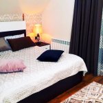 Посуточно 4 комнатная Дома/Виллы Гусар 6