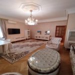 Kirayə (aylıq) 4 otaqlı Yeni Tikili, Azadlıq metrosu, Nərimanov rayonu 2