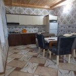 Kirayə (aylıq) 3 otaqlı Həyət evi/villa Qəbələ 1