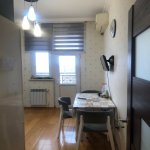Kirayə (aylıq) 2 otaqlı Yeni Tikili Xırdalan 12