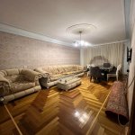 Kirayə (aylıq) 4 otaqlı Köhnə Tikili, Azadlıq metrosu, Binəqədi rayonu 2