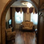 Kirayə (aylıq) 3 otaqlı Köhnə Tikili, Azadlıq metrosu, 7-ci mikrorayon, Binəqədi rayonu 1