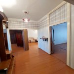 Kirayə (aylıq) 4 otaqlı Köhnə Tikili, Memar Əcəmi metrosu, 4-cü mikrorayon, Nəsimi rayonu 9