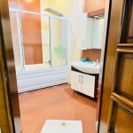 Аренда 3 комнатная Новостройка, 30 двор район 6