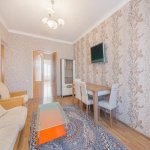 Kirayə (aylıq) 4 otaqlı Köhnə Tikili, İnşaatçılar metrosu, Yasamal qəs., Yasamal rayonu 4