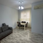 Kirayə (aylıq) 2 otaqlı Yeni Tikili, Azadlıq metrosu, 8-ci mikrorayon, Binəqədi rayonu 1