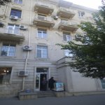 Kirayə (aylıq) 3 otaqlı Köhnə Tikili, 20 Yanvar metrosu, Yasamal rayonu 1
