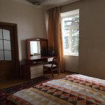 Kirayə (aylıq) 3 otaqlı Köhnə Tikili, Sahil metrosu, Səbail rayonu 22