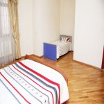 Kirayə (günlük) 4 otaqlı Həyət evi/villa, Xalqlar dostluğu metrosu, Xətai rayonu 9