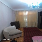 Kirayə (aylıq) 3 otaqlı Köhnə Tikili, Həzi Aslanov metrosu, H.Aslanov qəs., Xətai rayonu 4