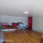 Satılır 8 otaqlı Bağ evi Oğuz 15