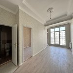 Продажа 2 комнатная Новостройка, 48 двор район 3