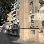 Satılır 3 otaqlı Köhnə Tikili, Memar Əcəmi metrosu, 9-cu mikrorayon, Binəqədi rayonu 1