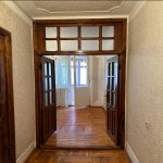 Продажа 4 комнатная Вторичка Гянджа 8