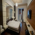 Продажа 4 комнатная Вторичка, м. Ичяришяхяр метро, Площадь Азнефть, Сябаиль район 14