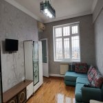 Kirayə (aylıq) 3 otaqlı Yeni Tikili, Memar Əcəmi metrosu, 9-cu mikrorayon, Binəqədi rayonu 2