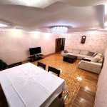 Kirayə (aylıq) 4 otaqlı Köhnə Tikili, 28 May metrosu, Nəsimi rayonu 3