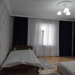 Посуточно 5 комнатная Дома/Виллы Гах 12