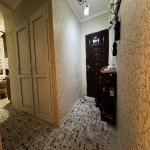 Продажа 2 комнатная Вторичка, 8-ой микрорайон район 2