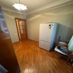 Kirayə (aylıq) 4 otaqlı Köhnə Tikili, Gənclik metrosu, Nərimanov rayonu 12