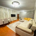 Продажа 2 комнатная Вторичка, İnşaatçılar метро, пос. Ясамал, Ясамал район 2