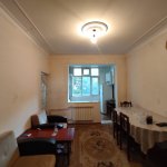 Kirayə (aylıq) 3 otaqlı Köhnə Tikili, Memar Əcəmi metrosu, 5-ci mikrorayon, Nəsimi rayonu 13