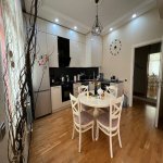 Kirayə (aylıq) 3 otaqlı Yeni Tikili, Səbail rayonu 5